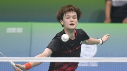 尾的色差变 尾的色差变